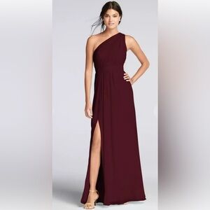 NWT David’s Bridal One Shoulder Crinkle Chiffon Dress Gown‎ Womens 12 (C)